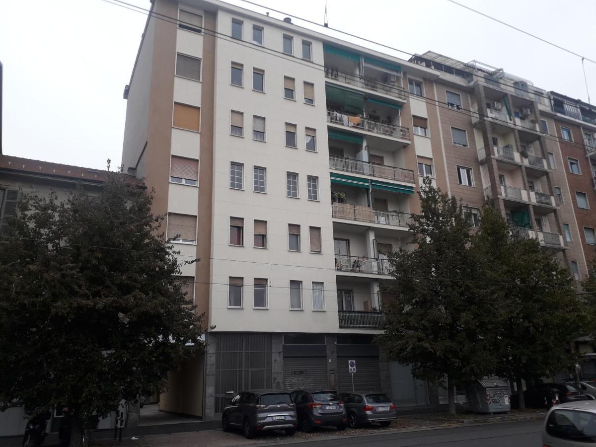 Appartement Piccola Emily Locazione Turistica à Turin Extérieur photo